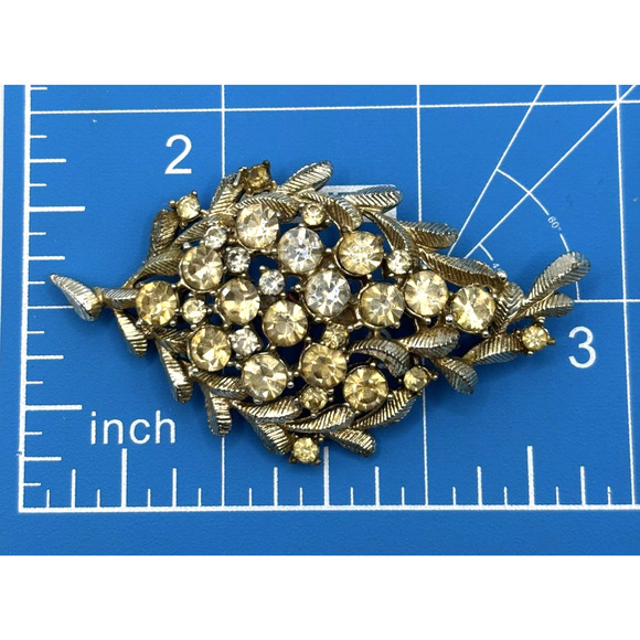 VTG Rhinestone Brooch Clear Round Stones Leaf Shape J1-3018 - Picture 4 of 9